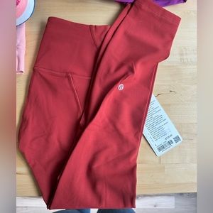Lululemon Wunder Train HR size 4, 25” inseasm. Color Cayenne